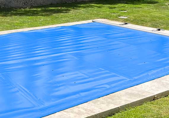 Couverture de sécurité à barres invisibles pour piscine Aquilon coloris Bleu